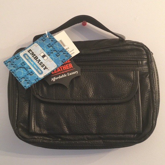 Embassy Black Pebbled Leather Cosmetics Bag NWT - Picture 2 of 7